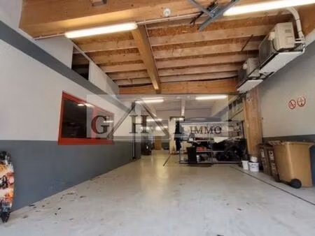 entrepôt-bureaux + logement à vendre de 812 m2 sur montreuil !