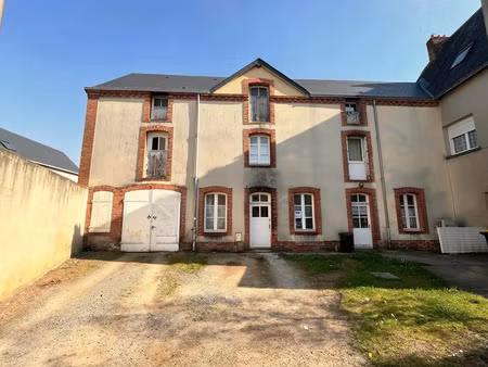 vente bureaux et commerces à conlie (72240) : à vendre / conlie