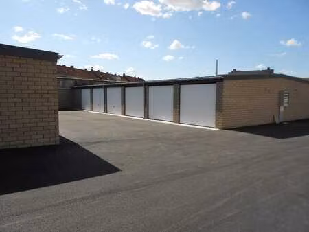 garage te huur in afgesloten garagecomplex