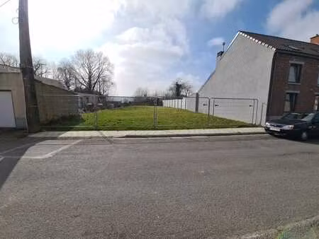terrain à bâtir 390m² à dour