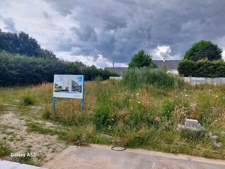 bouwgrond voor open bebouwing vrij van aannemer