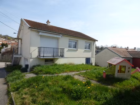 essey-les-nancy : pavillon t4 avec jardin et garage