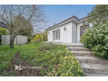 mérignac centre ? maison des années 60 à rénover  140 m² sur terrain arboré de 1000 m²