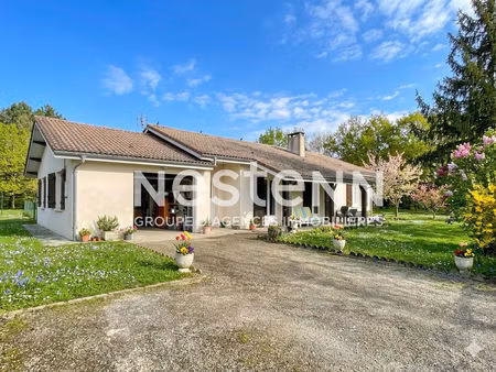 maison spacieuse à vendre à vianne - 4 pièces  grand terrain  calme assuré