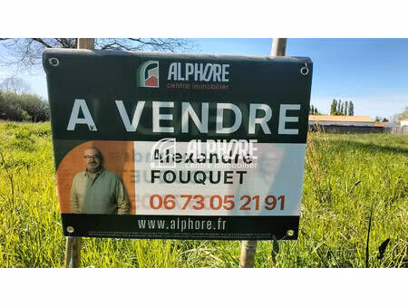 exclusivite chaumes-en-retz (secteur chéméré)  terrain à bâtir de 1010 m² environ (bornage