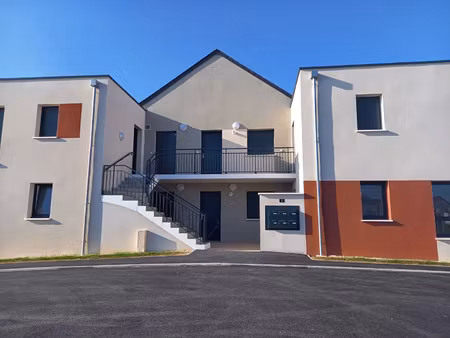 location appartement 3 pièces à ifs (14123) : à louer 3 pièces / 64m² ifs