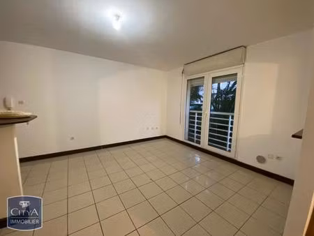 location appartement 1 pièce 32m² la possession 97419