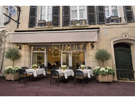 commerce rénové hyper centre meaux