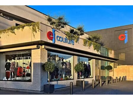 vente commerce terville 550 m²