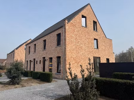 huis te huur in lille met 4 slaapkamers