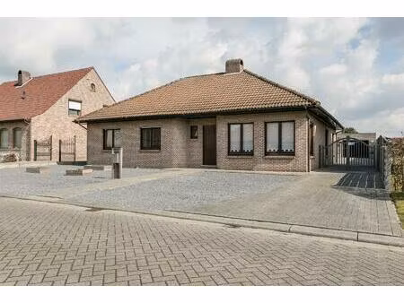 huis te huur in ravels met 3 slaapkamers