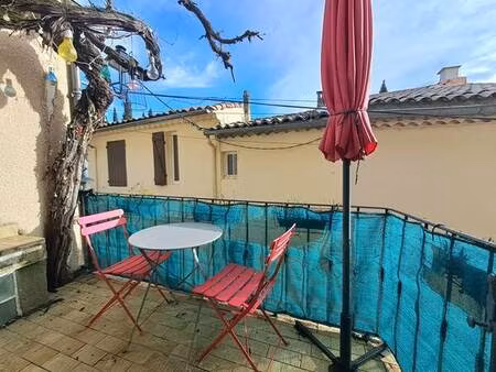 maison de village 3/4 chambres  cave et terrasse