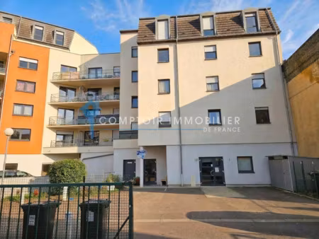 appartement 3pièce(s) 2chambre(s) 82 m² forbach (57600)