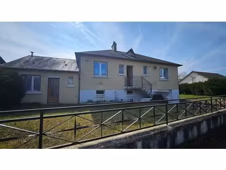 vente maison 4 pièces 104 m² à romorantin-lanthenay (41200)  99 372 €