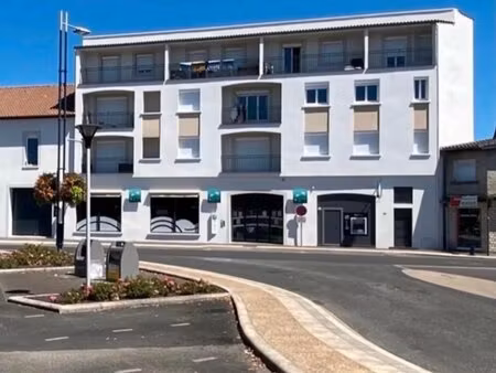 a vendre immeuble de rapport - secteur biars sur cere hyper centre;