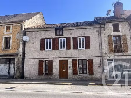 location maison 4 pièces 81m² souillac 46200