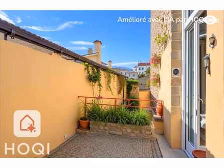 maison à vendre saint uze 8 pièce(s) 157m2 180 000€