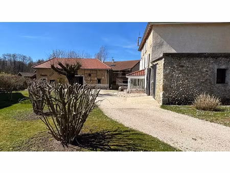 annonce vente maison 8 pièces de 142m2 à montferrat (38620) - paruvendu.fr ref 99278554078