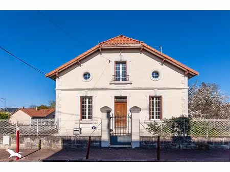 vente maison 5 pièces 125 m² à riberac (24600)  184 939 €
