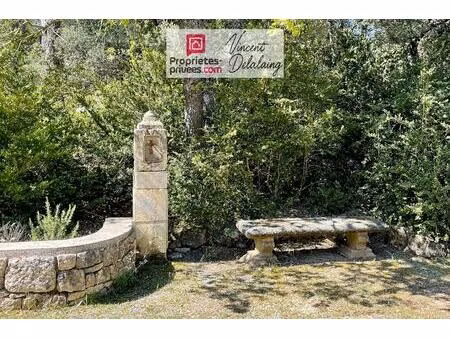 très belle maison t7-8 avec piscine sur grand terrain