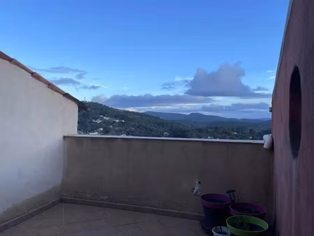 vente propriété 4 pièces 106 m² à callas (83830)  198 000 €