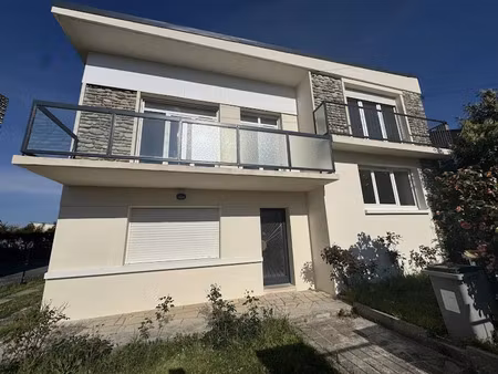 vente villa 6 pièces 160 m² à montluçon (03100)  196 000 €