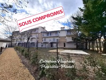 saint-christol (84)  appartement 69 m²  jardin privatif 174 m²  entrée indépendante  fort 