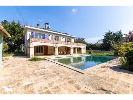 vente maison 8 pièces 213 m² lafox (47240)