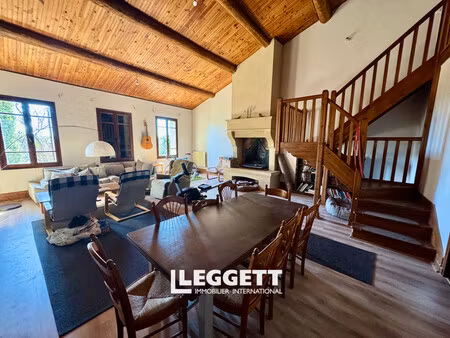 maison 7 pièce(s)  creissan