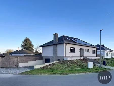 mooi gerenoveerde woning op topligging in lennik!