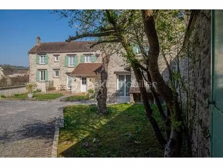 maison de 165 m² à montalet-le-bois