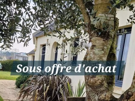 maison de 111 m² à hopital-camfrout