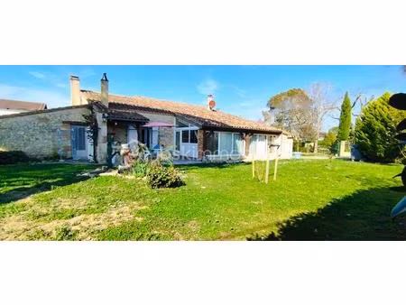 corps de ferme de 155 m² à damazan