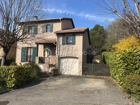 maison traditionnelle de 108 m² à vaulx-milieu