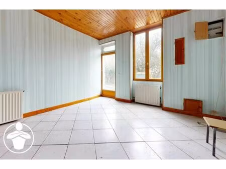 vente immeuble 11 pièces 135 m2 à damazan