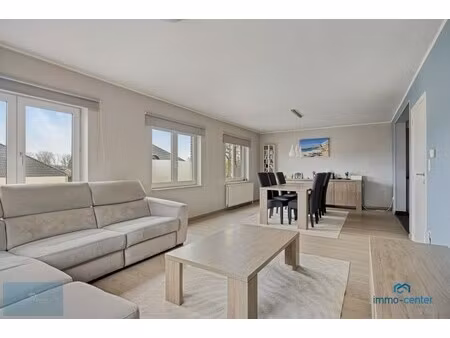 appartement te koop in bilzen-hoeselt met 2 slaapkamers