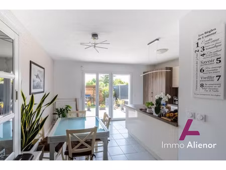 maison de ville - libre de suite