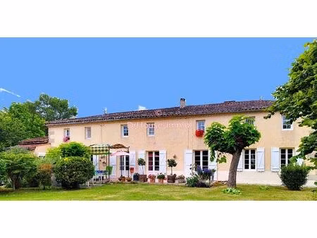 maison familiale de 185m² & jardin 3204m²