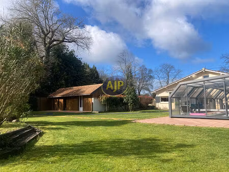 saint vivien de medoc- 7 pièce(s) 180 m²