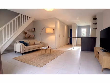 maison 3 ch jardin et garage