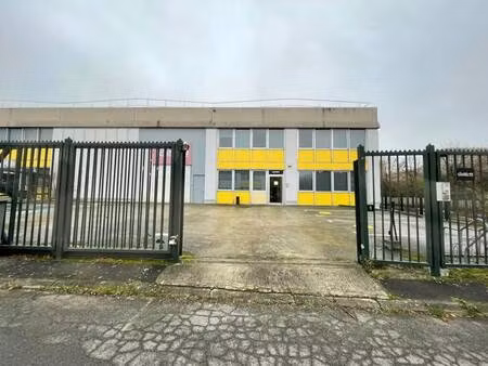 location entrepôt ivry-sur-seine 94200 257m² à 2592m²