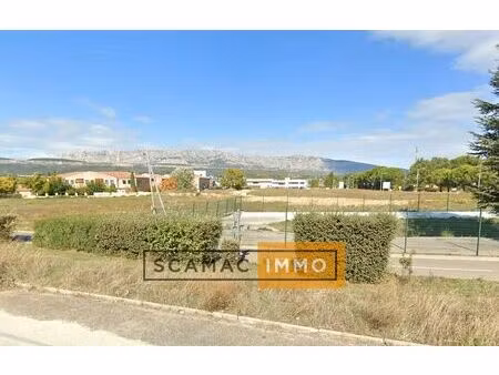 location local d’activités rousset 13790 750m²