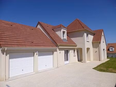 fontaine lès dijon - maison 6 pièces à louer - 152m2 - 520 000 € cc - réf: c4yj-dxz-6ru - 