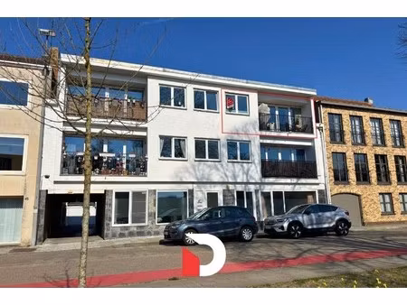 lichtrijk appartement met garagebox vlakbij centrum brugge