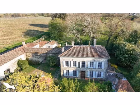 vente maison 9 pièces 277 m² à jonzac (17500)  337 920 €