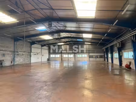 location entrepôt miribel 01700 1027m²