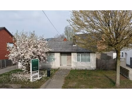 huis te koop in zoersel met 2 slaapkamers