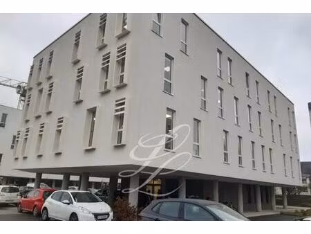 location - bureaux 89.78 m2 tours