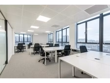 location bureaux 79 m²