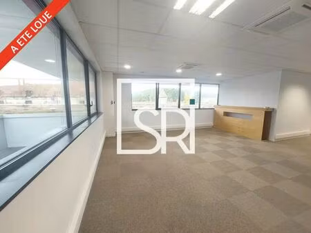location bureaux 100 m²
